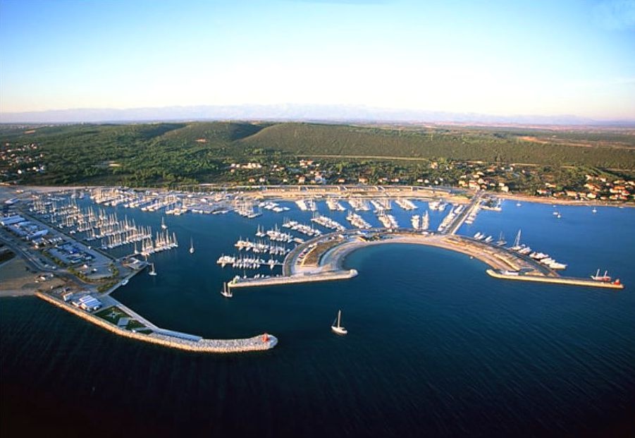 The biggest Croatian marina is situated in the safety of bay of Sukošan.